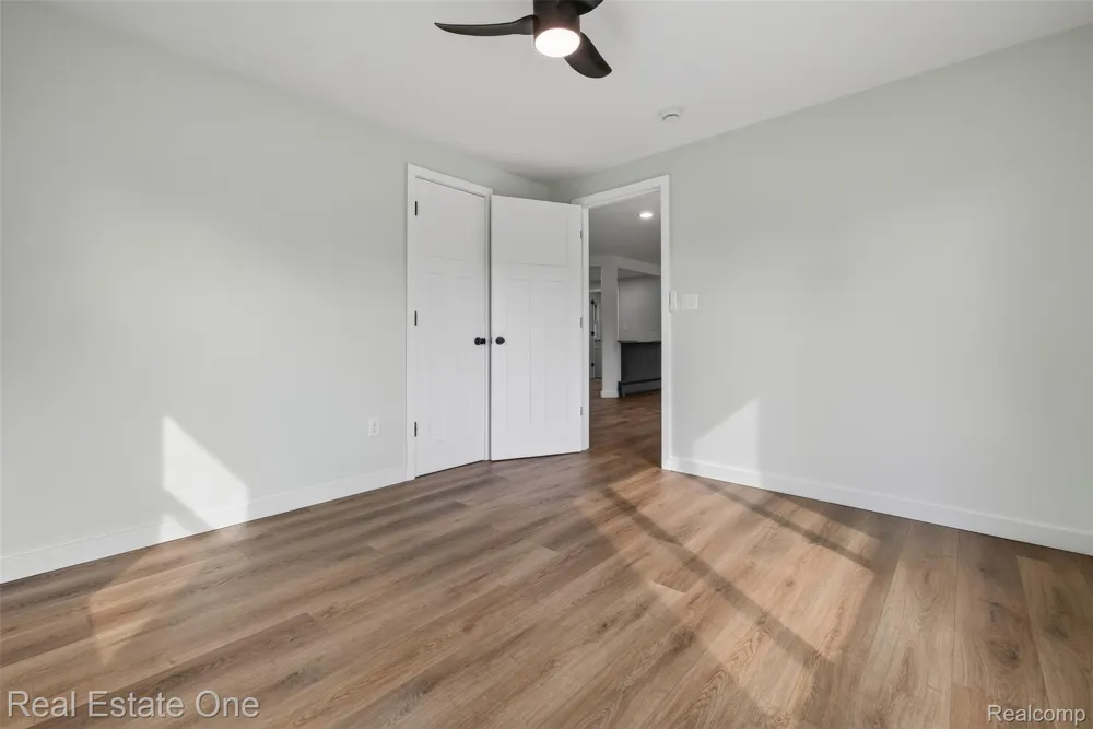 25275 Ravine Street Southfield City, MI 48033