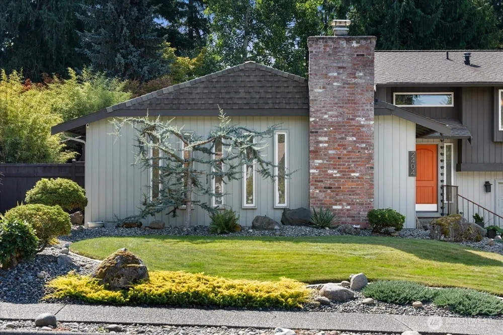 2404 36th Avenue SE Puyallup, WA 98374