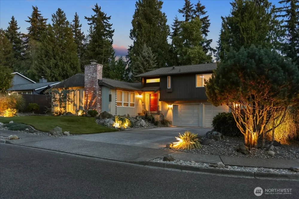 2404 36th Avenue SE Puyallup, WA 98374