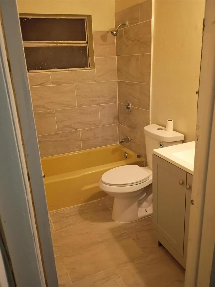 1845 NW 55TH AVENUE #4 Lauderhill, FL 33313
