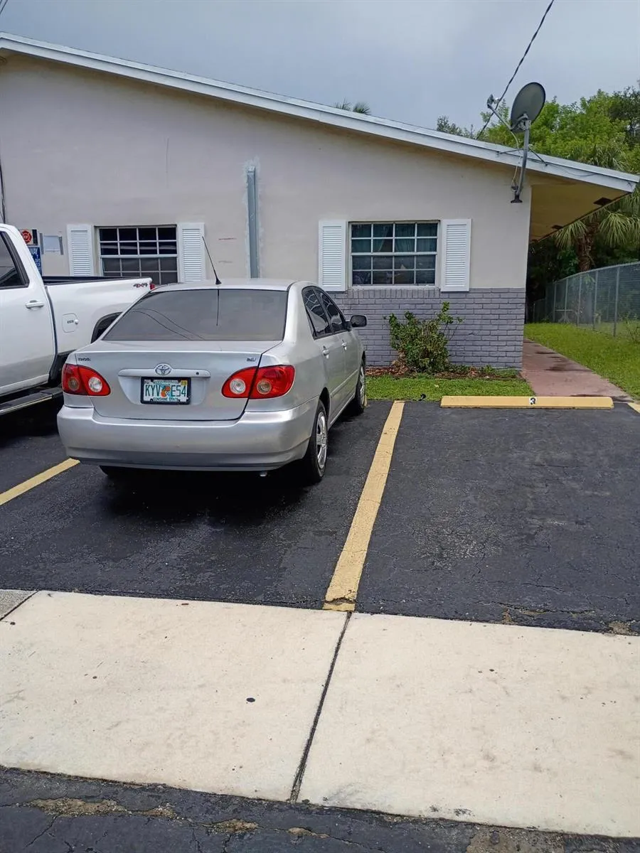1845 NW 55TH AVENUE #4 Lauderhill, FL 33313