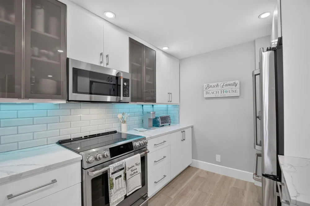 3580 S OCEAN BOULEVARD #4F South Palm Beach, FL 33480