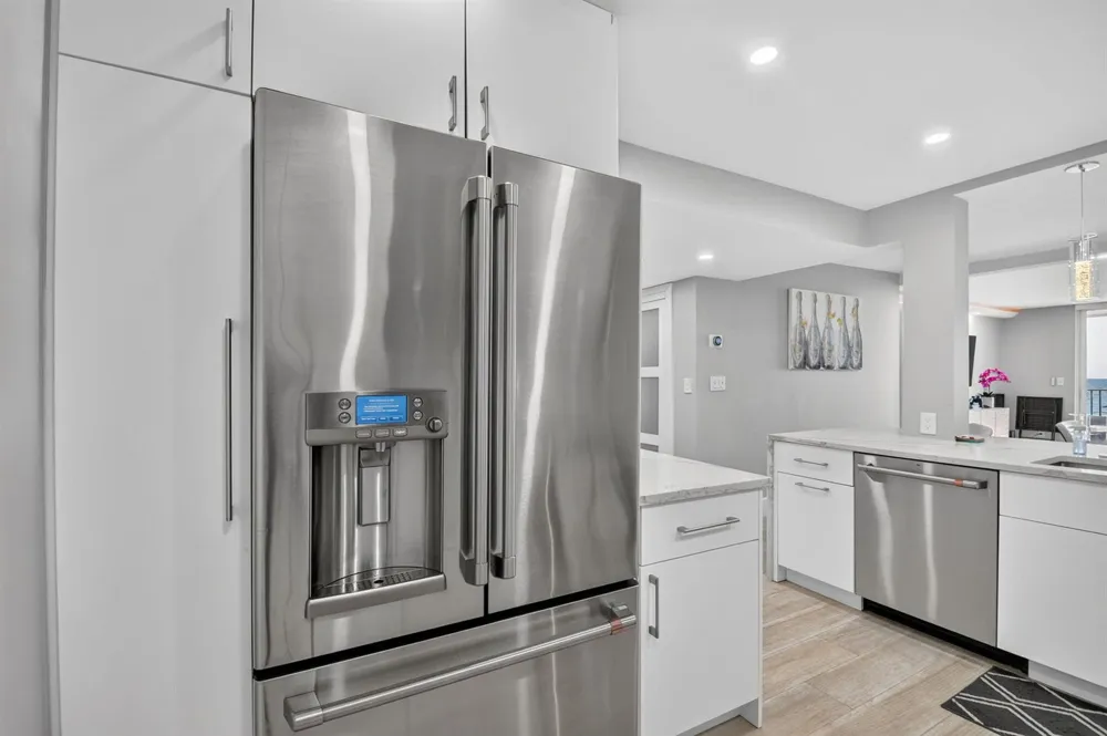 3580 S OCEAN BOULEVARD #4F South Palm Beach, FL 33480
