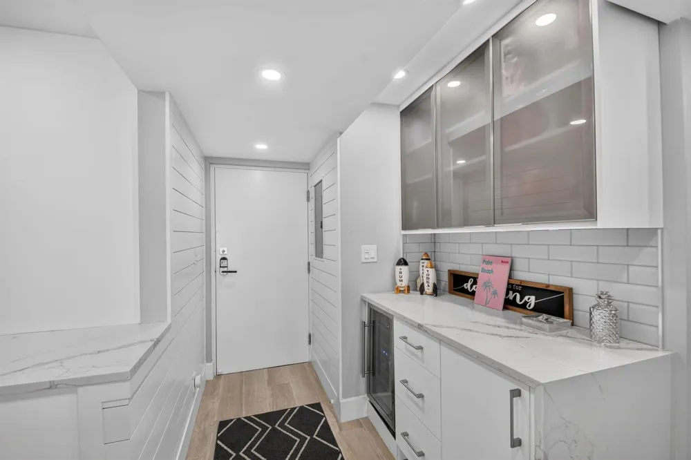 3580 S OCEAN BOULEVARD #4F South Palm Beach, FL 33480