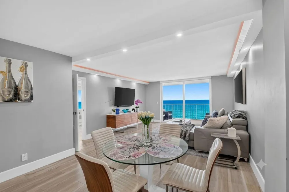 3580 S OCEAN BOULEVARD #4F South Palm Beach, FL 33480