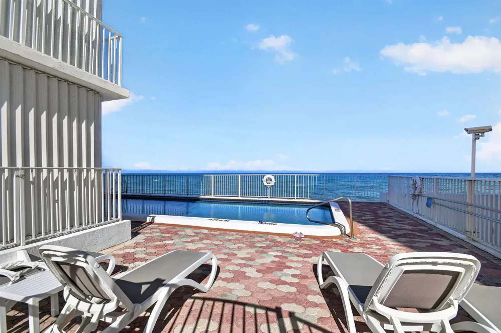 3580 S OCEAN BOULEVARD #4F South Palm Beach, FL 33480