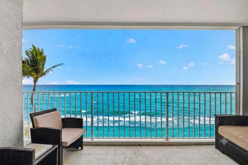 3580 S OCEAN BOULEVARD #4F South Palm Beach, FL 33480