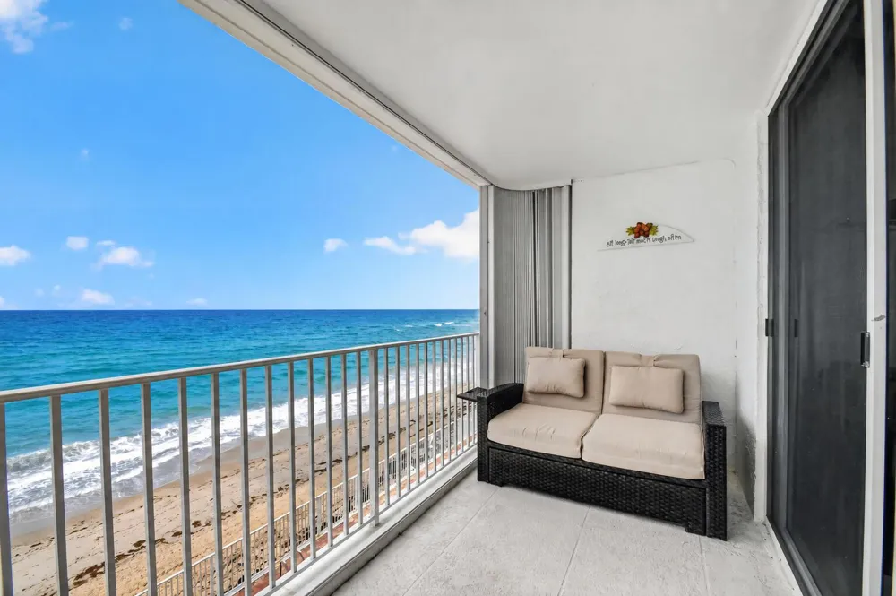 3580 S OCEAN BOULEVARD #4F South Palm Beach, FL 33480