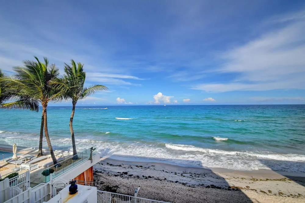 3580 S OCEAN BOULEVARD #4F South Palm Beach, FL 33480