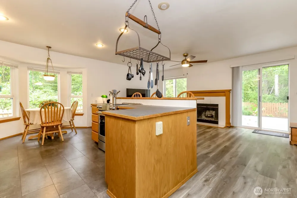 8303 170th Street E Puyallup, WA 98375