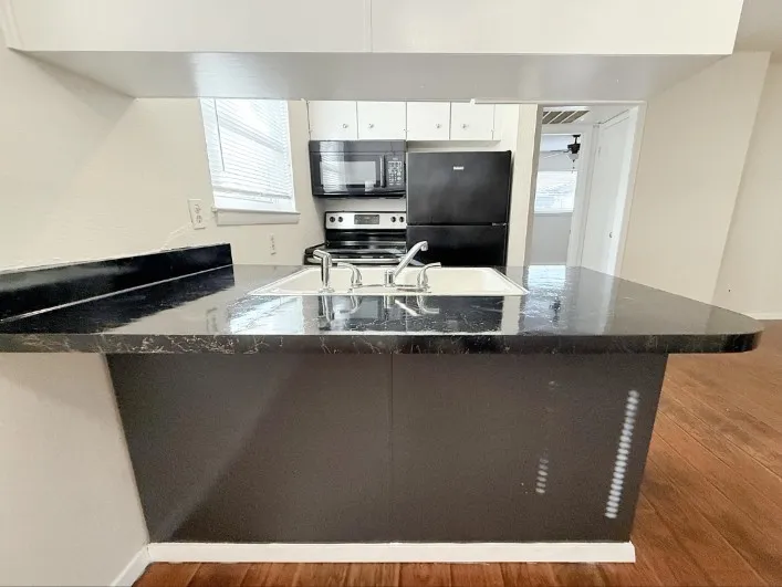 4811 Live Oak Street #202 Dallas, TX 75204
