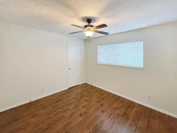 4811 Live Oak Street #202 Dallas, TX 75204