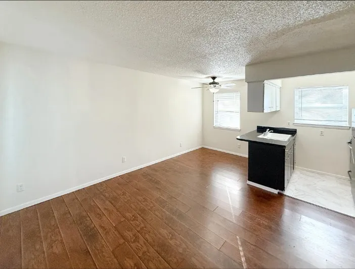 4811 Live Oak Street #202 Dallas, TX 75204