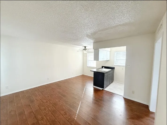 4811 Live Oak Street #202 Dallas, TX 75204