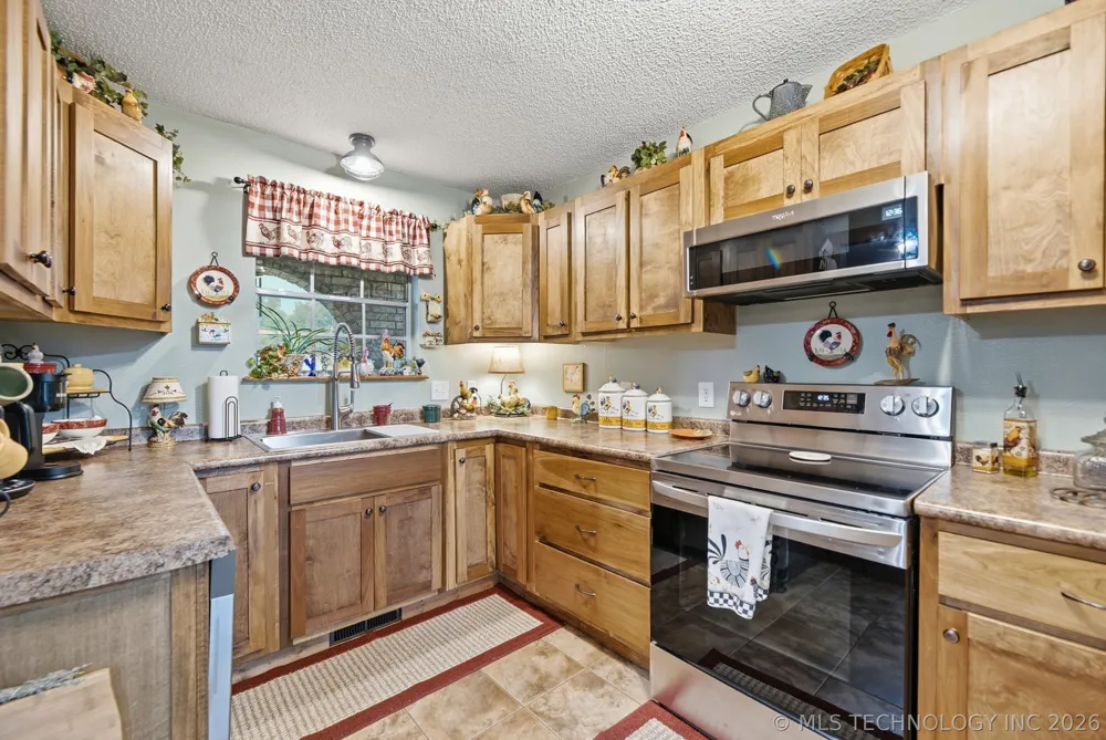 30331 E 143rd Street S Coweta, OK 74429