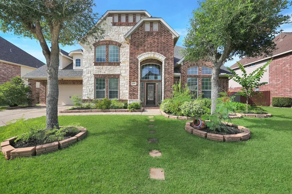 4206 Windmill Hill Drive Richmond, TX 77407