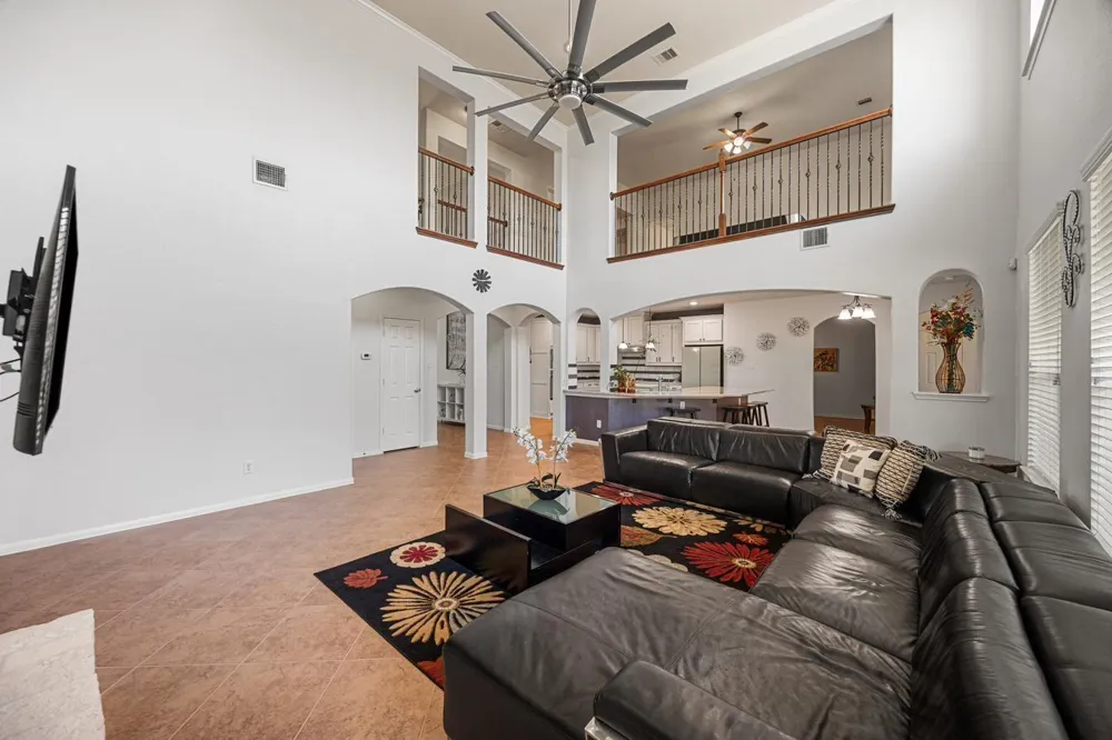 4206 Windmill Hill Drive Richmond, TX 77407
