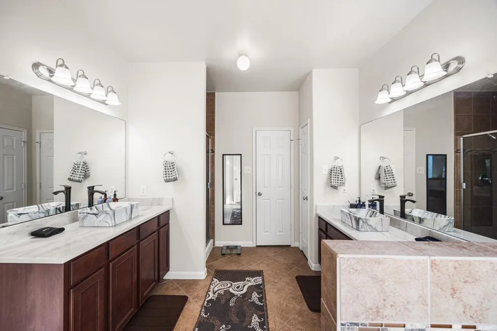 4206 Windmill Hill Drive Richmond, TX 77407