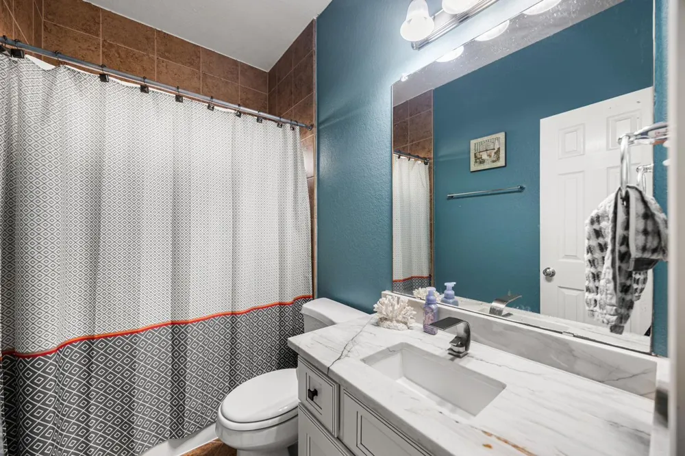 4206 Windmill Hill Drive Richmond, TX 77407
