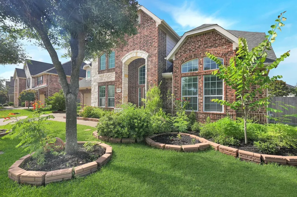 4206 Windmill Hill Drive Richmond, TX 77407