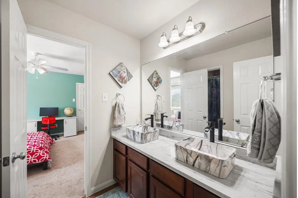 4206 Windmill Hill Drive Richmond, TX 77407
