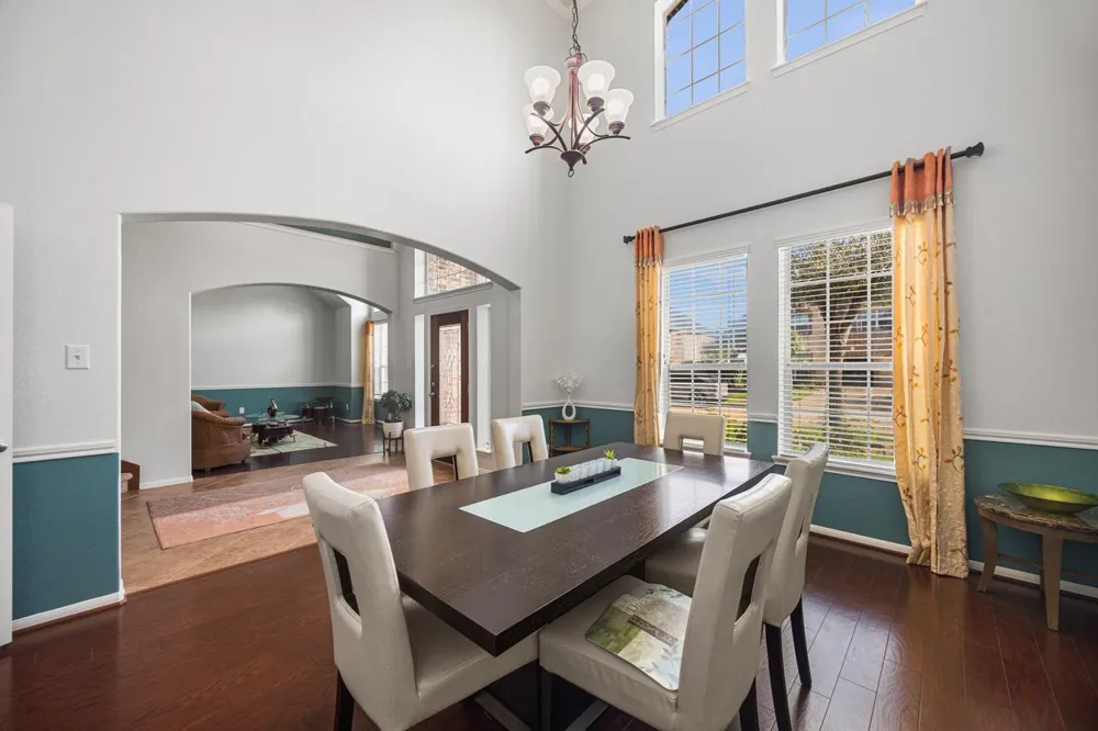 4206 Windmill Hill Drive Richmond, TX 77407