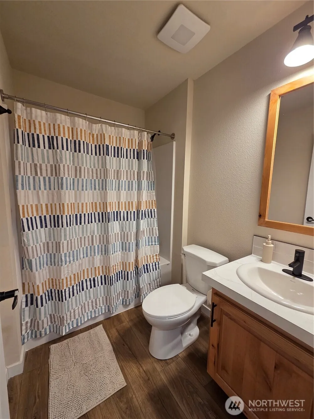 640 Old Belfair Hwy #B Belfair, WA 98528