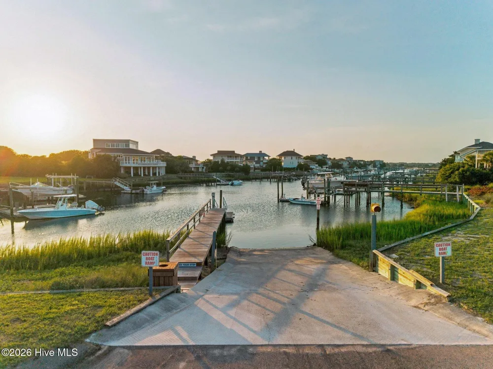 11 Beach Bay Lane E Wilmington, NC 28411
