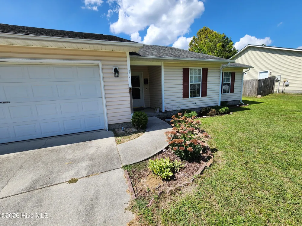 302 Carlisle Court Jacksonville, NC 28540