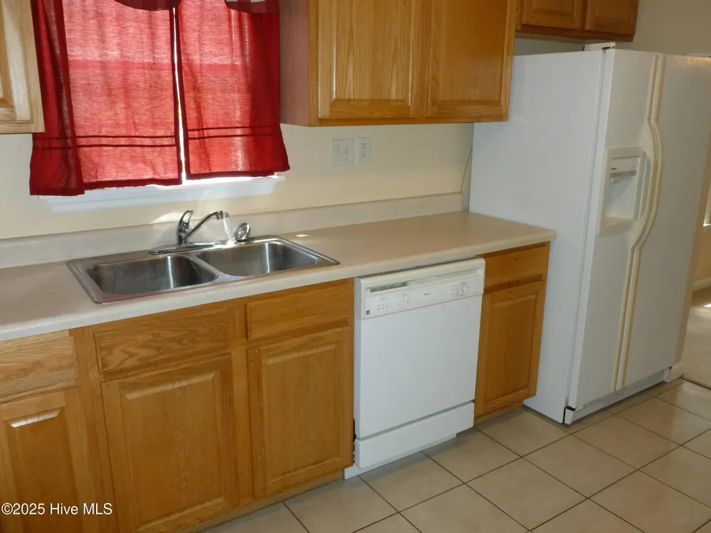 302 Carlisle Court Jacksonville, NC 28540