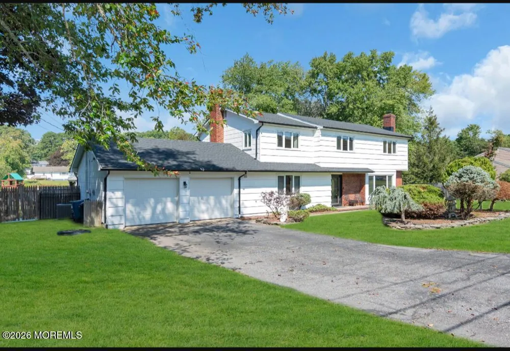 11 Cooper Drive Howell, NJ 07731