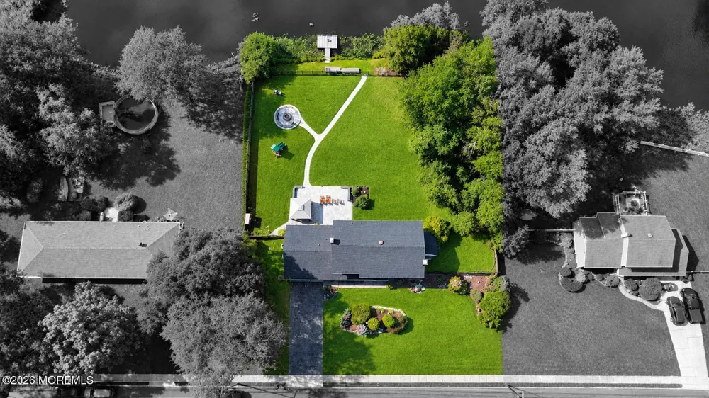 11 Cooper Drive Howell, NJ 07731