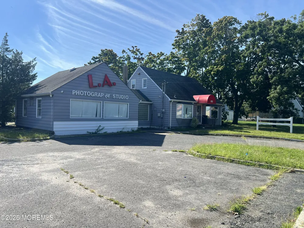805 Hooper Avenue Toms River, NJ 08753