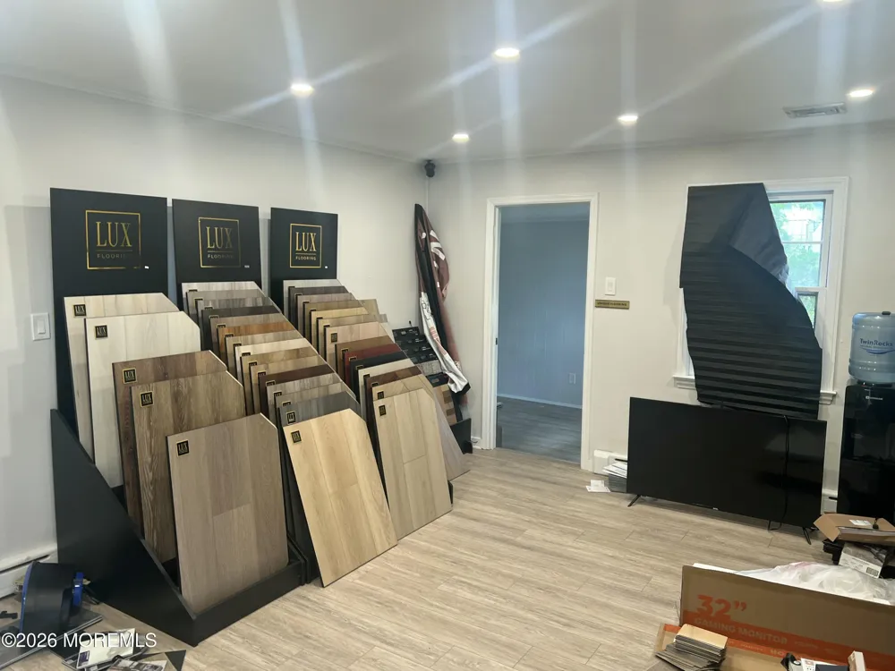 805 Hooper Avenue Toms River, NJ 08753