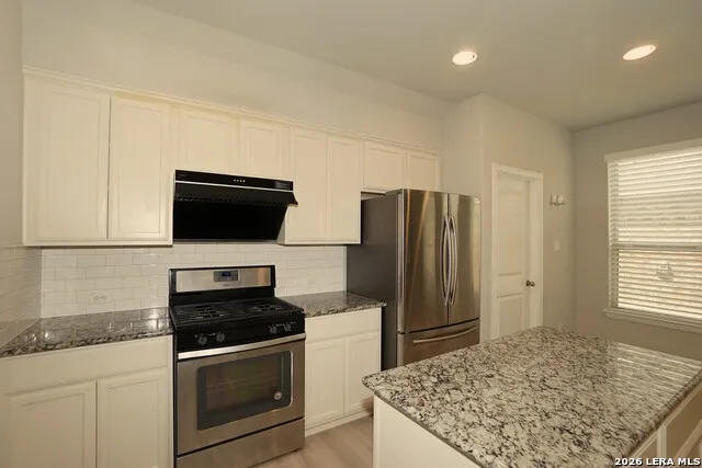 105 VAIL DR Boerne, TX 78006