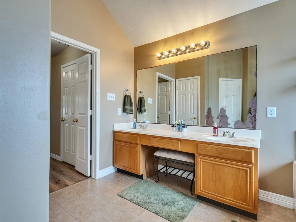 20919 Burnt Amber Lane Houston, TX 77073