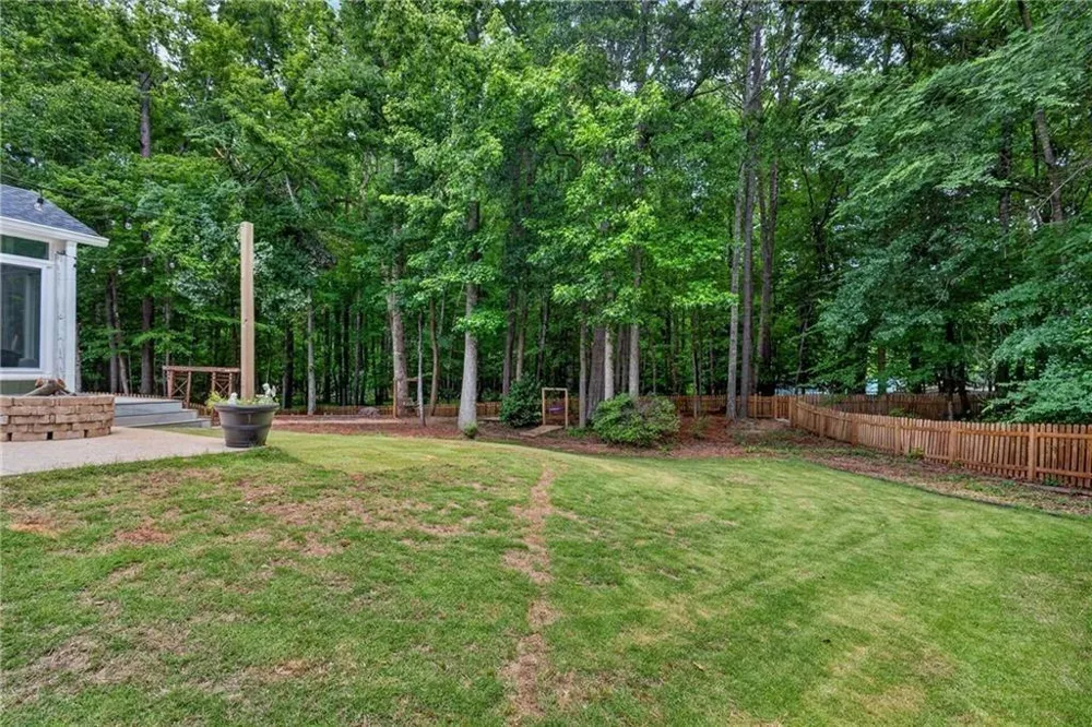 3827 Lance Bluff Court Duluth, GA 30097