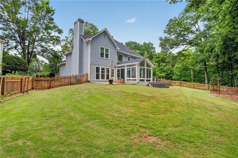 3827 Lance Bluff Court Duluth, GA 30097