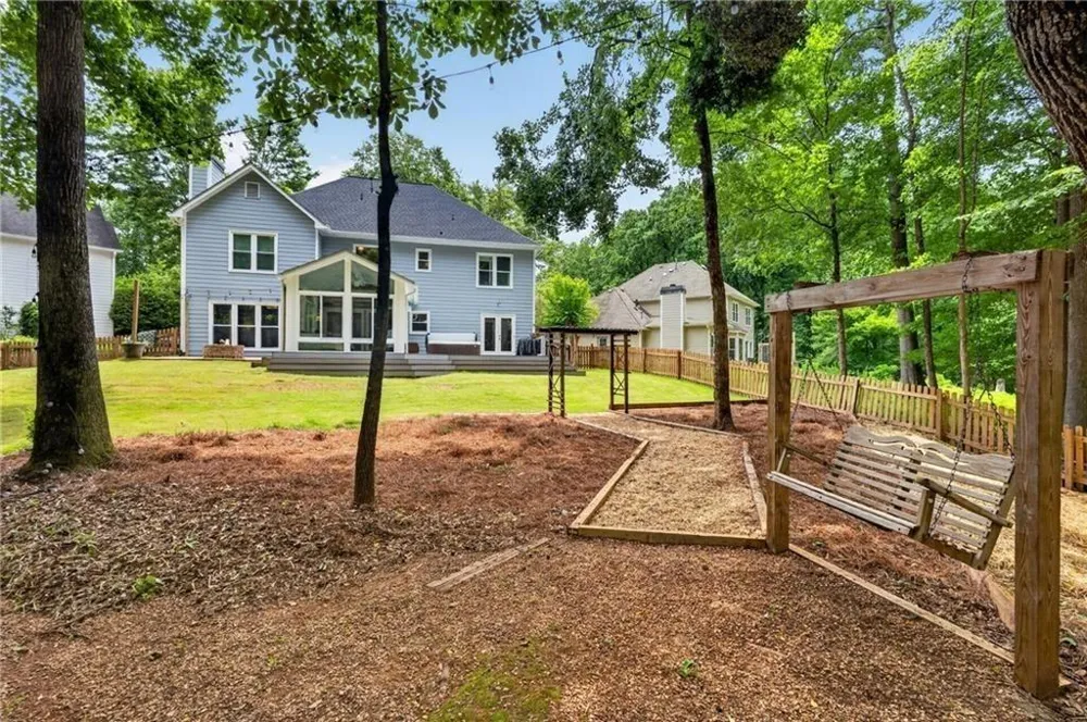 3827 Lance Bluff Court Duluth, GA 30097