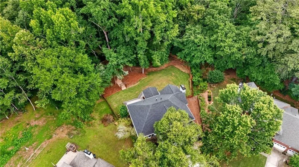 3827 Lance Bluff Court Duluth, GA 30097