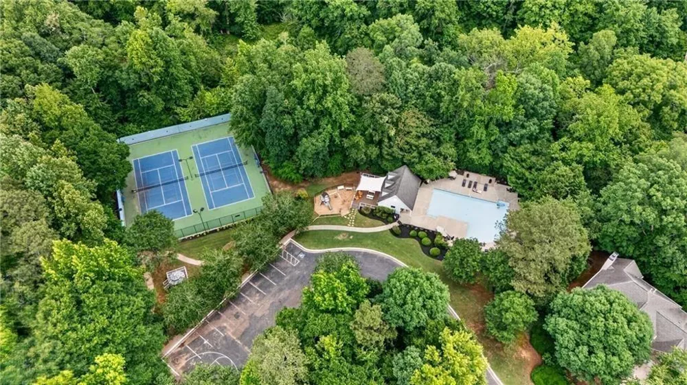 3827 Lance Bluff Court Duluth, GA 30097
