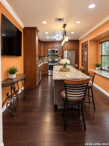 7722 Crooked Brook San Antonio, TX 78254