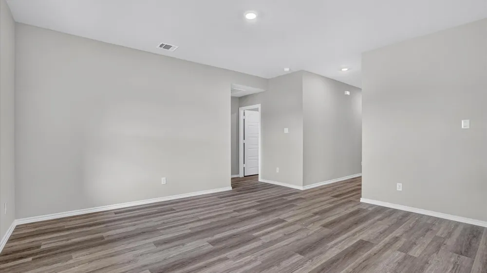 1020 BOLL WEEVIL DRIVE Cleburne, TX 76031