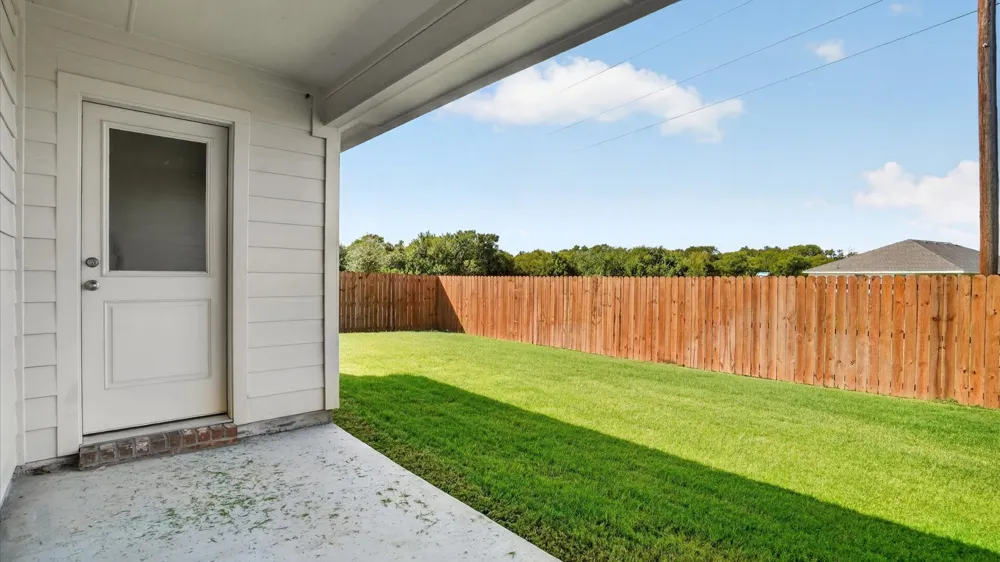 1020 BOLL WEEVIL DRIVE Cleburne, TX 76031