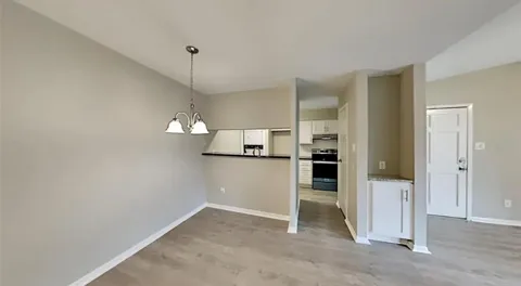 10912 Gulf Freeway #12
