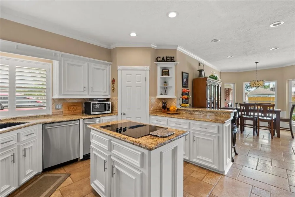308 Oak Haven Street Baytown, TX 77520