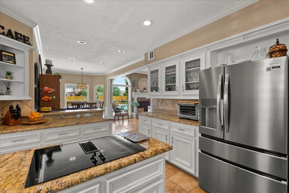 308 Oak Haven Street Baytown, TX 77520