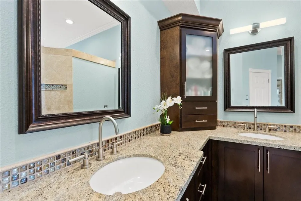 308 Oak Haven Street Baytown, TX 77520