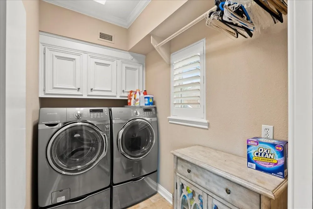 308 Oak Haven Street Baytown, TX 77520