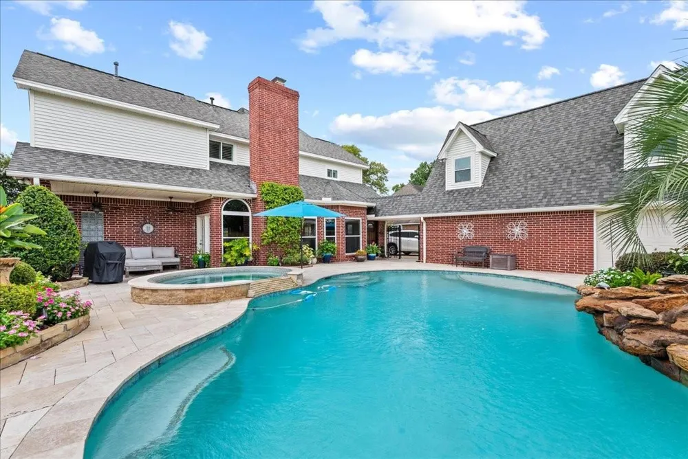 308 Oak Haven Street Baytown, TX 77520